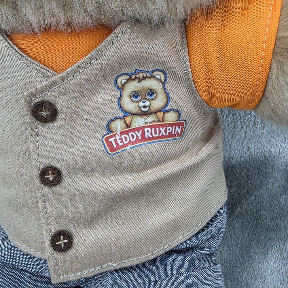 Teddy Ruxpin Plush Animated Story Telling Bear 2017 Interactive LCD 15" Works - Picture 2 of 9